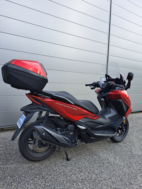 HONDA FORZA 350 - SEYSSINS