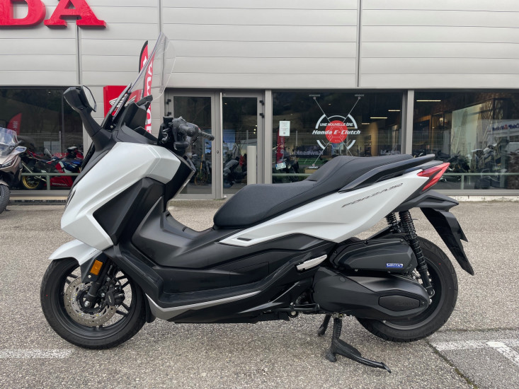 HONDA FORZA 350 - SEYSSINS