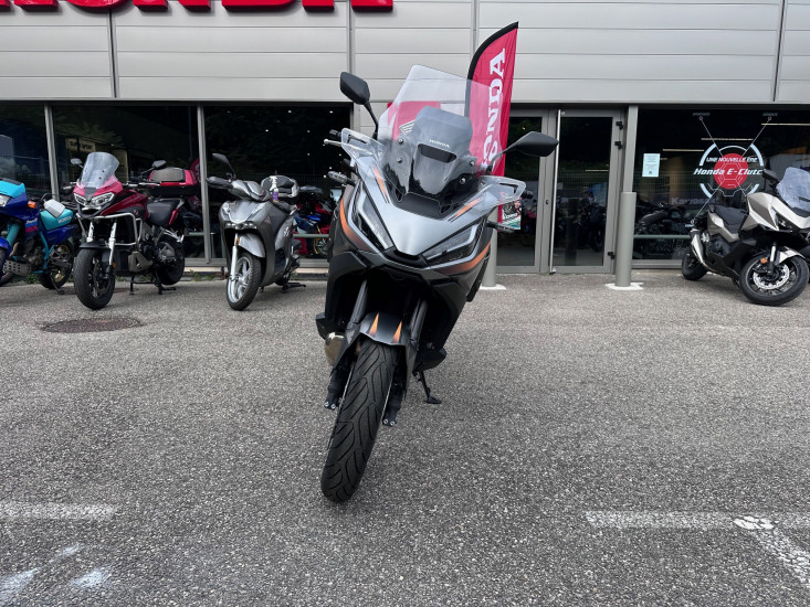 HONDA NT1100 - SEYSSINS
