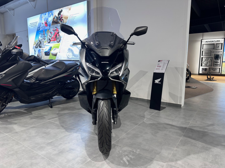 HONDA FORZA 750 - SEYSSINS