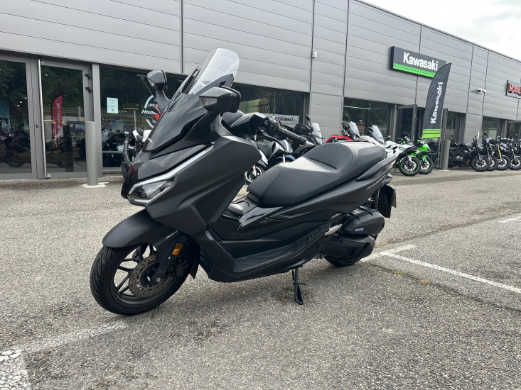 HONDA FORZA 125 - SEYSSINS