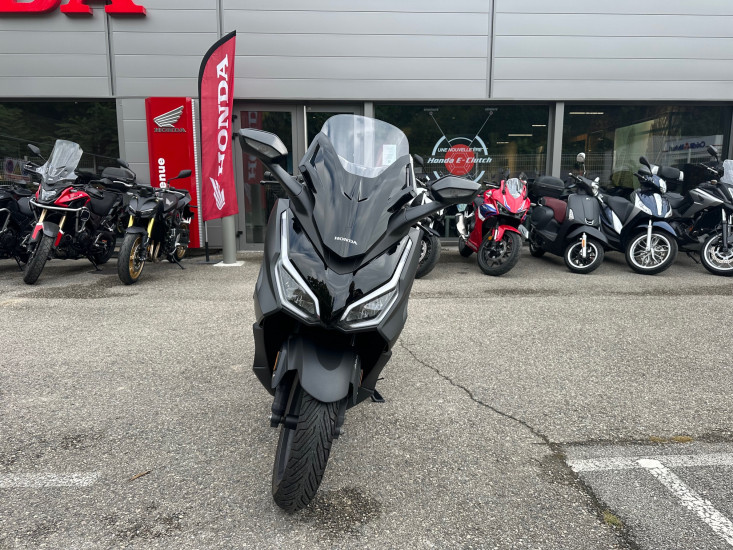 HONDA FORZA 125 - SEYSSINS