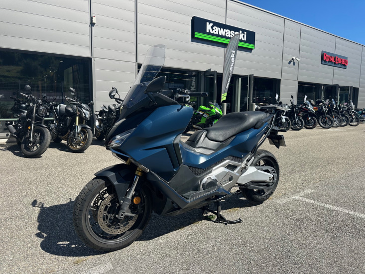 HONDA FORZA 750 - SEYSSINS