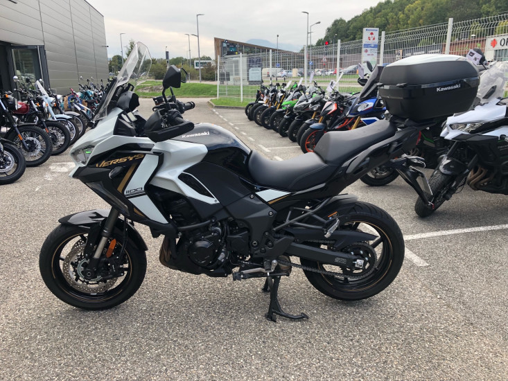 KAWASAKI VERSYS 1100 SE - SEYSSINS