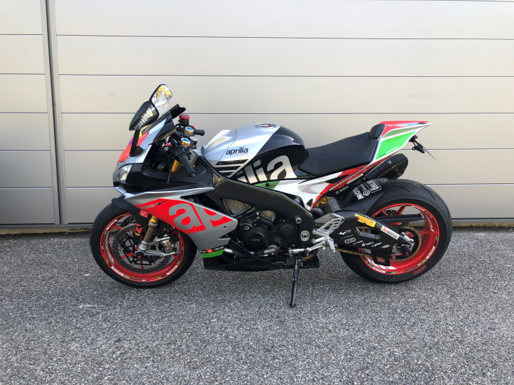 APRILIA TUONO V4 - SEYSSINS