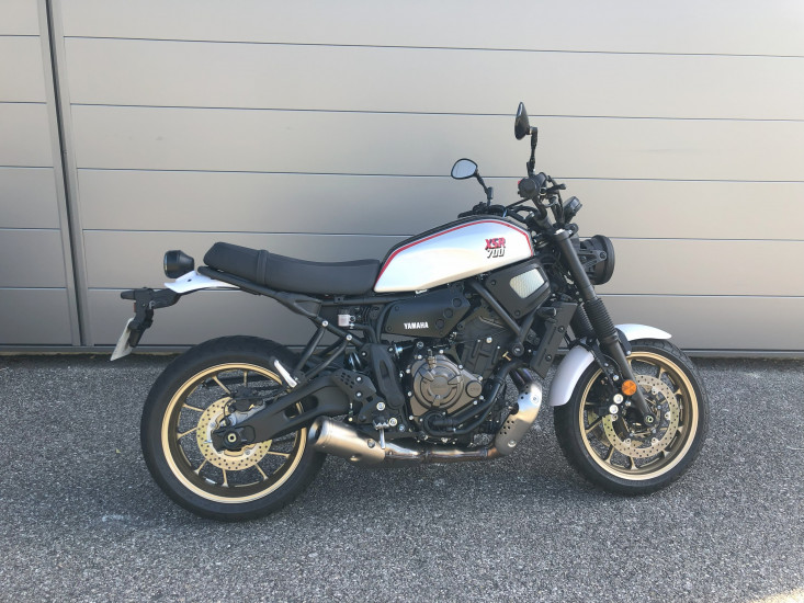 YAMAHA XSR 700 TRIBUTE - SEYSSINS