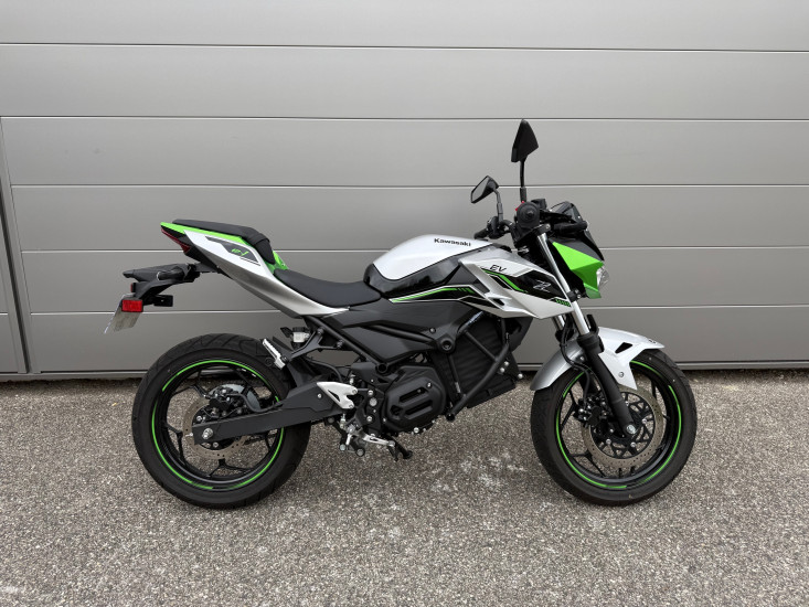 KAWASAKI ZE-1 - SEYSSINS