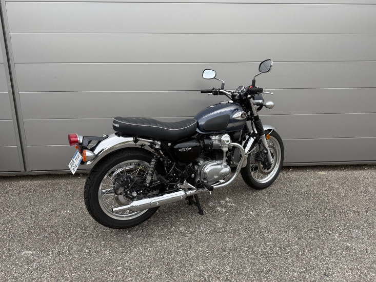 KAWASAKI W800 / W 800 - SEYSSINS
