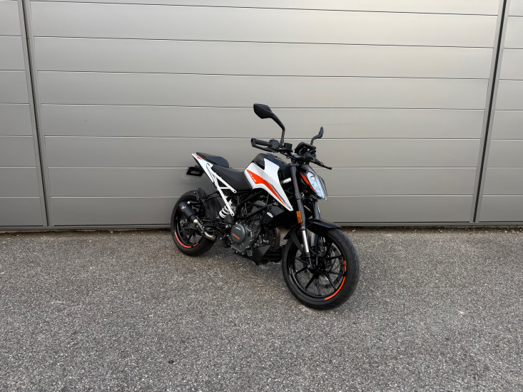 KTM 390 DUKE ABS - SEYSSINS