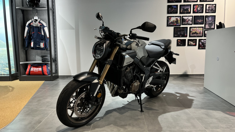 HONDA CB650R E-CLUTCH - SEYSSINS