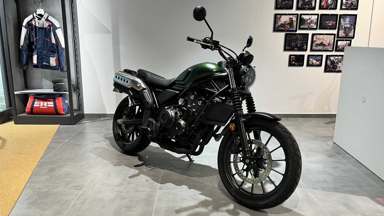 BONNEVILLE 865 RED ONE  MONTAUBAN 