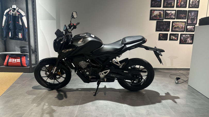 HONDA CB 125 R - SEYSSINS